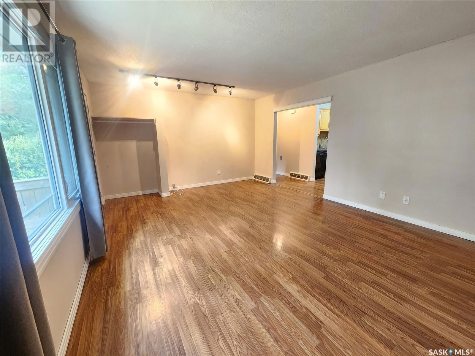 1118 Park Avenue Weyburn, Saskatchewan