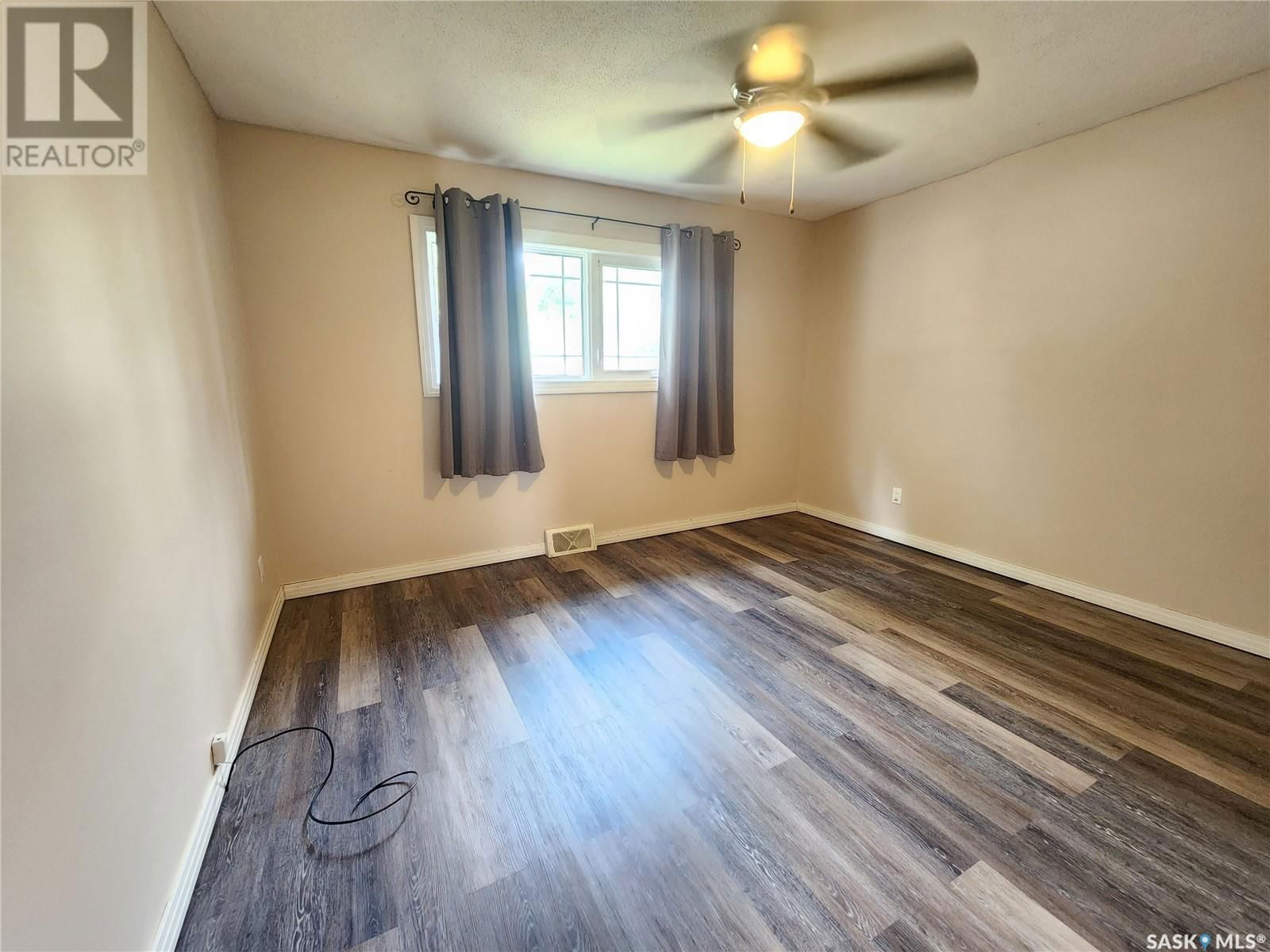 1118 Park Avenue Weyburn, Saskatchewan