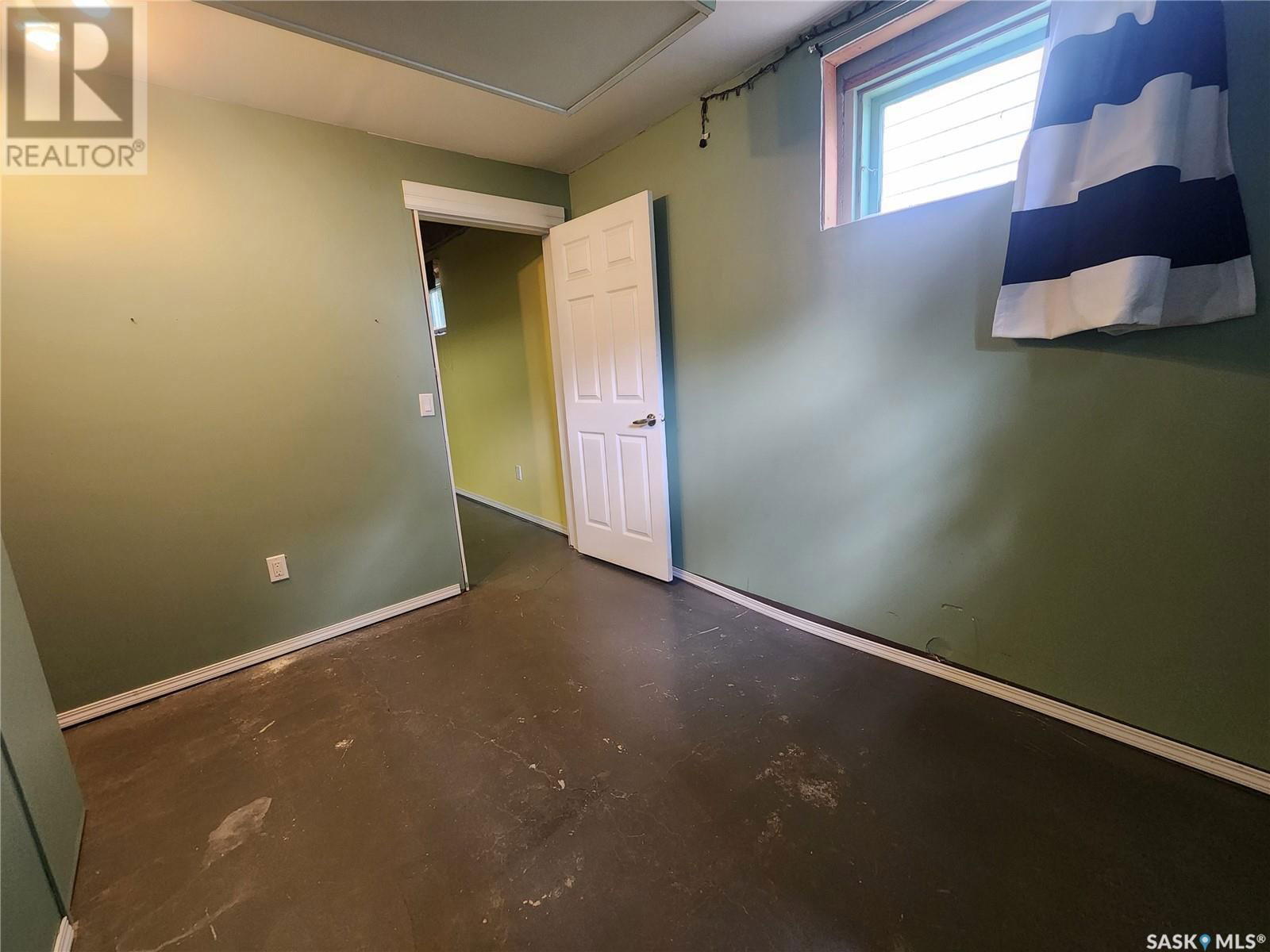 1118 Park Avenue Weyburn, Saskatchewan
