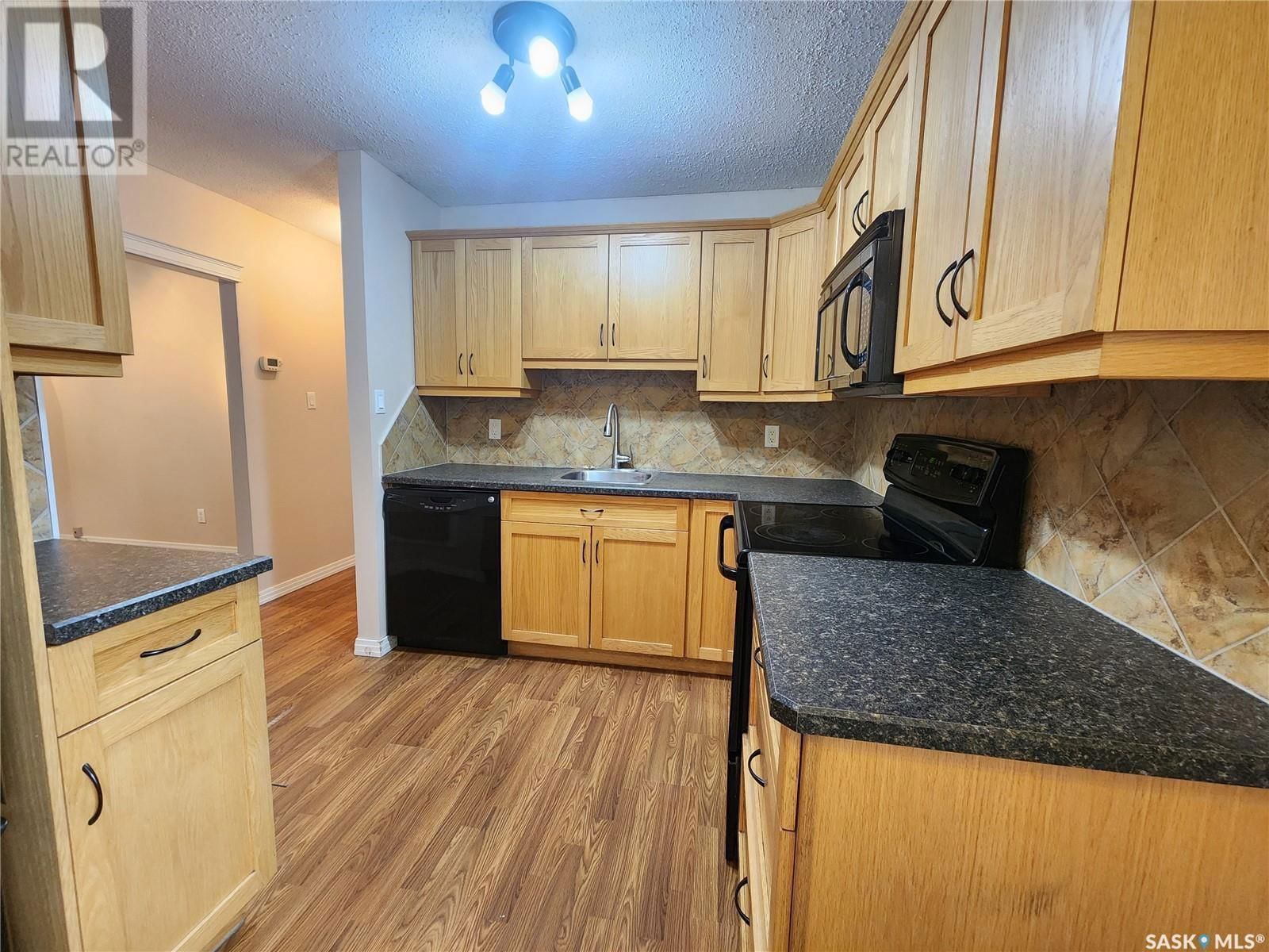 1118 Park Avenue Weyburn, Saskatchewan