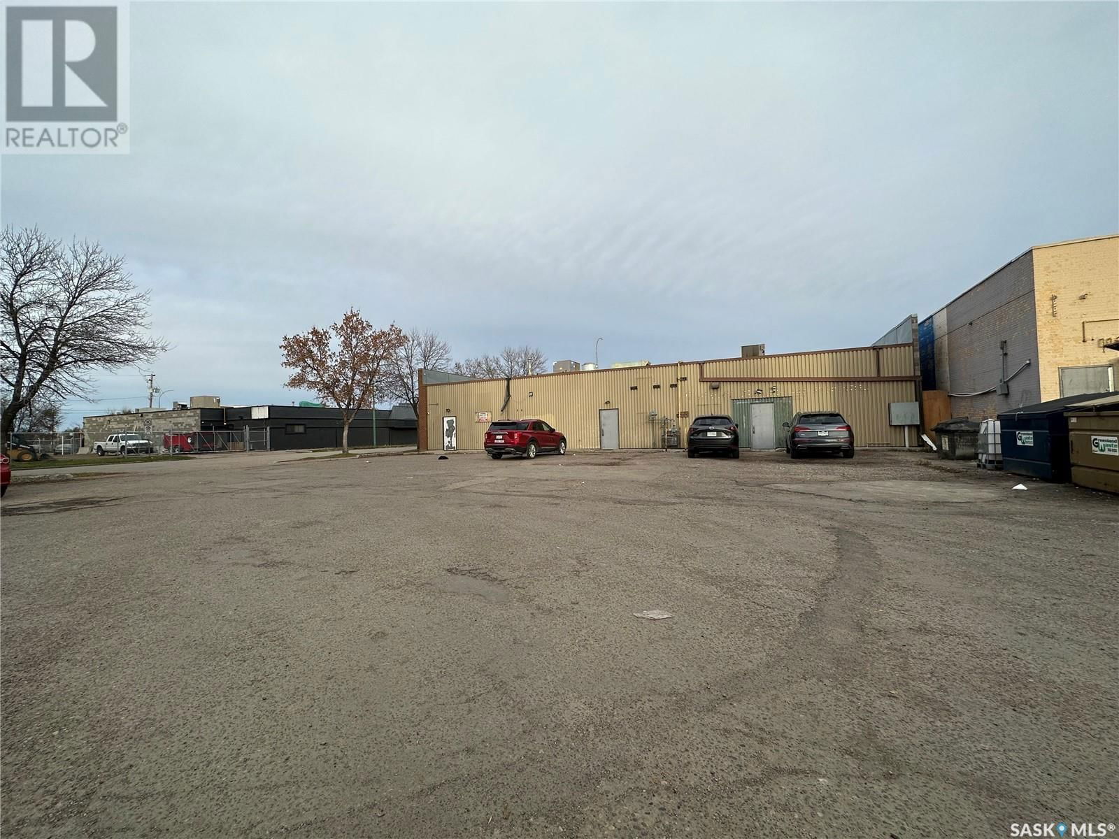 1401 2nd AVENUE W Image 36