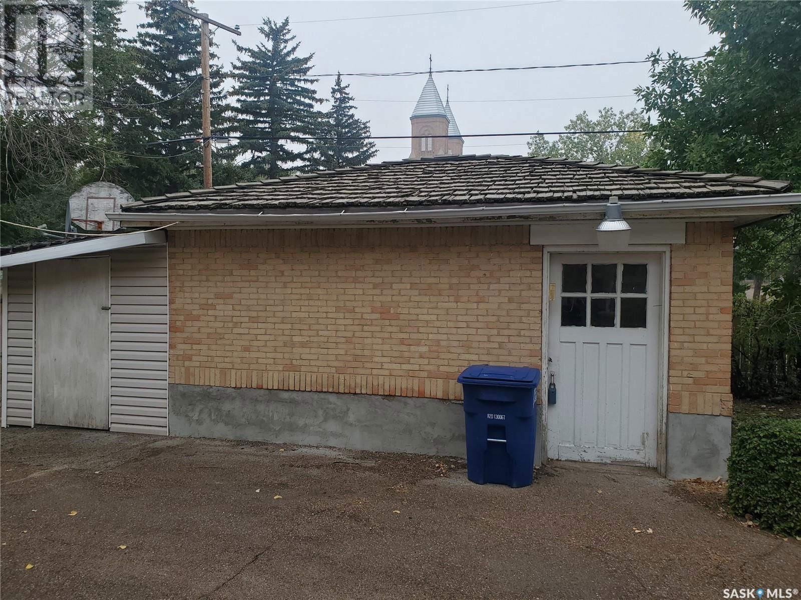 200 1st Street Ponteix, Saskatchewan