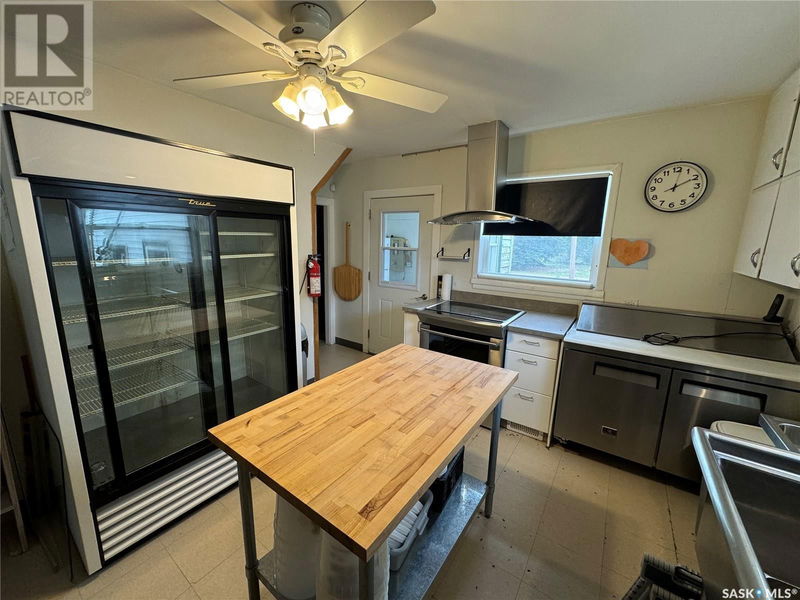 Image #1 of Restaurant for Sale at 207 Royal Street, Imperial, Saskatchewan