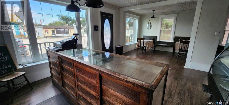 Image #1 of Restaurant for Sale at 207 Royal Street, Imperial, Saskatchewan