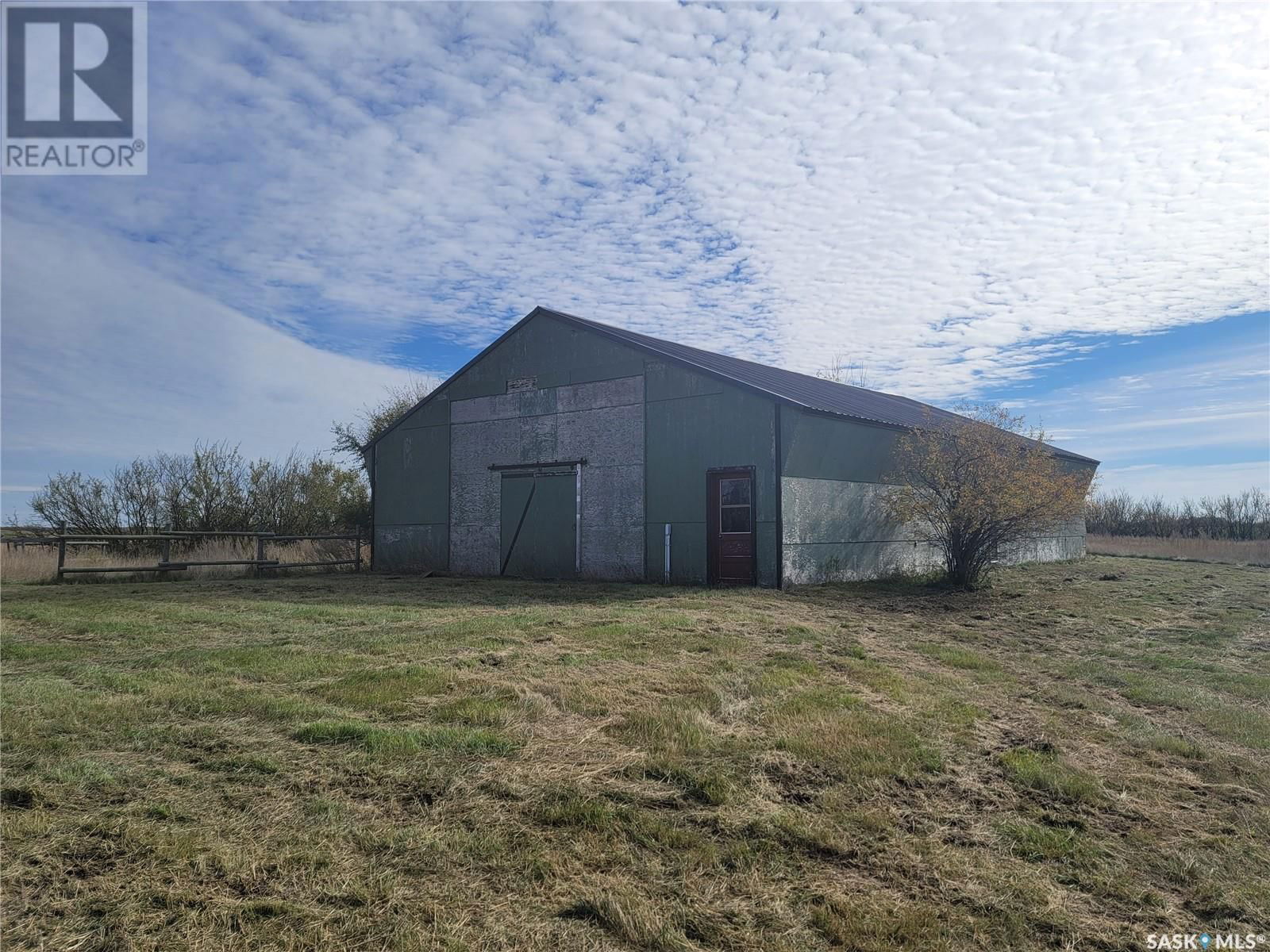 Highway 220 west of Bulyea Image 38