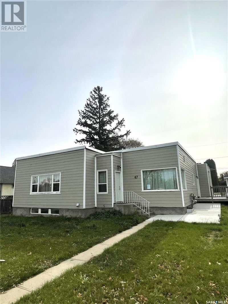 47 21st Street E Prince Albert, Saskatchewan