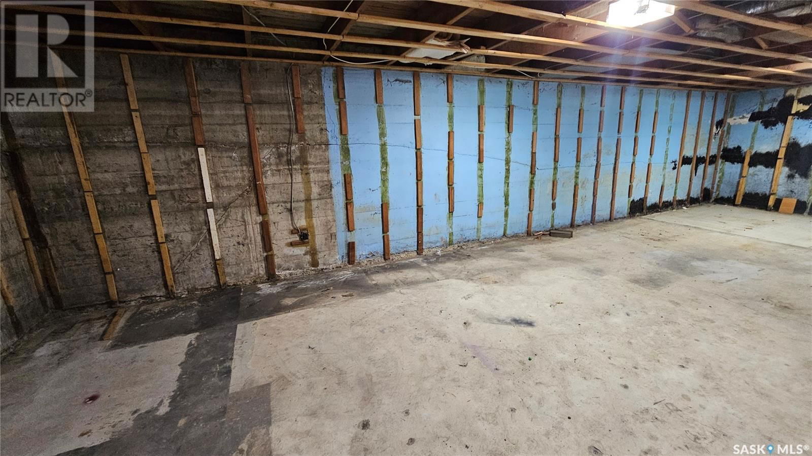 217 9TH AVENUE Image 28