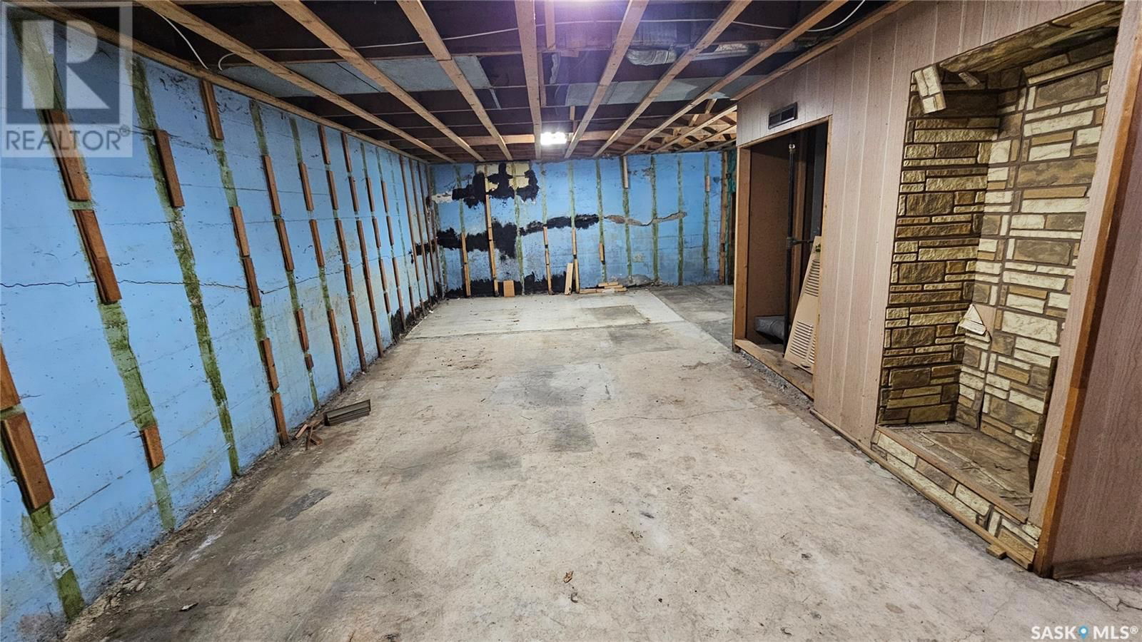 217 9TH AVENUE Image 29