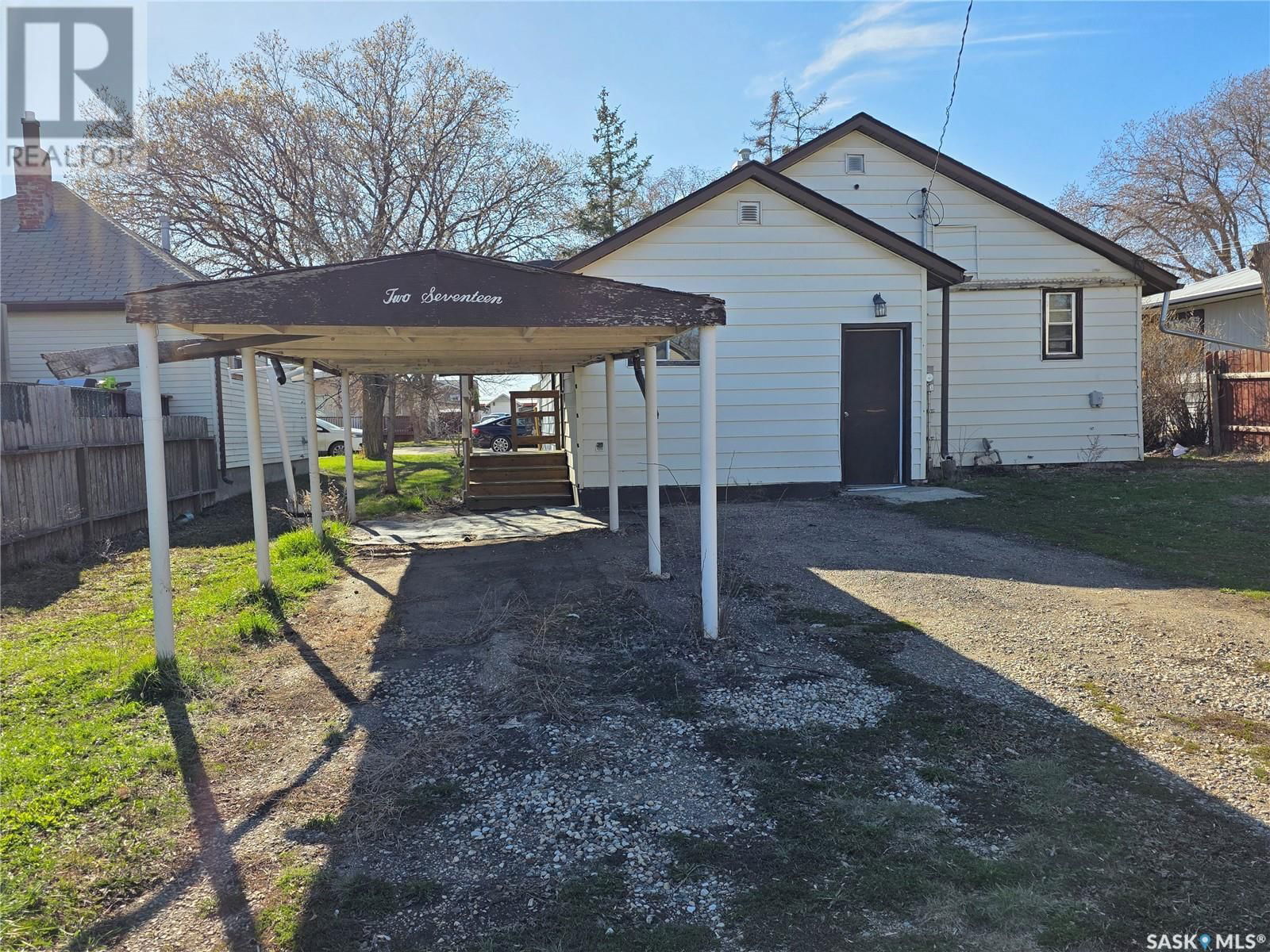 217 9TH AVENUE Image 34