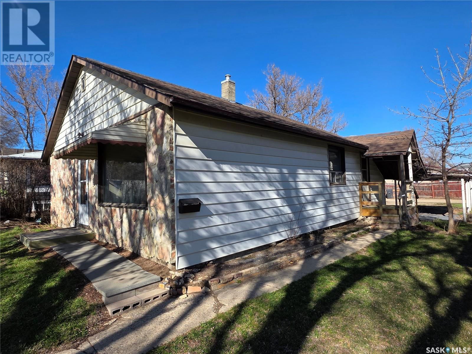 217 9TH AVENUE Image 37