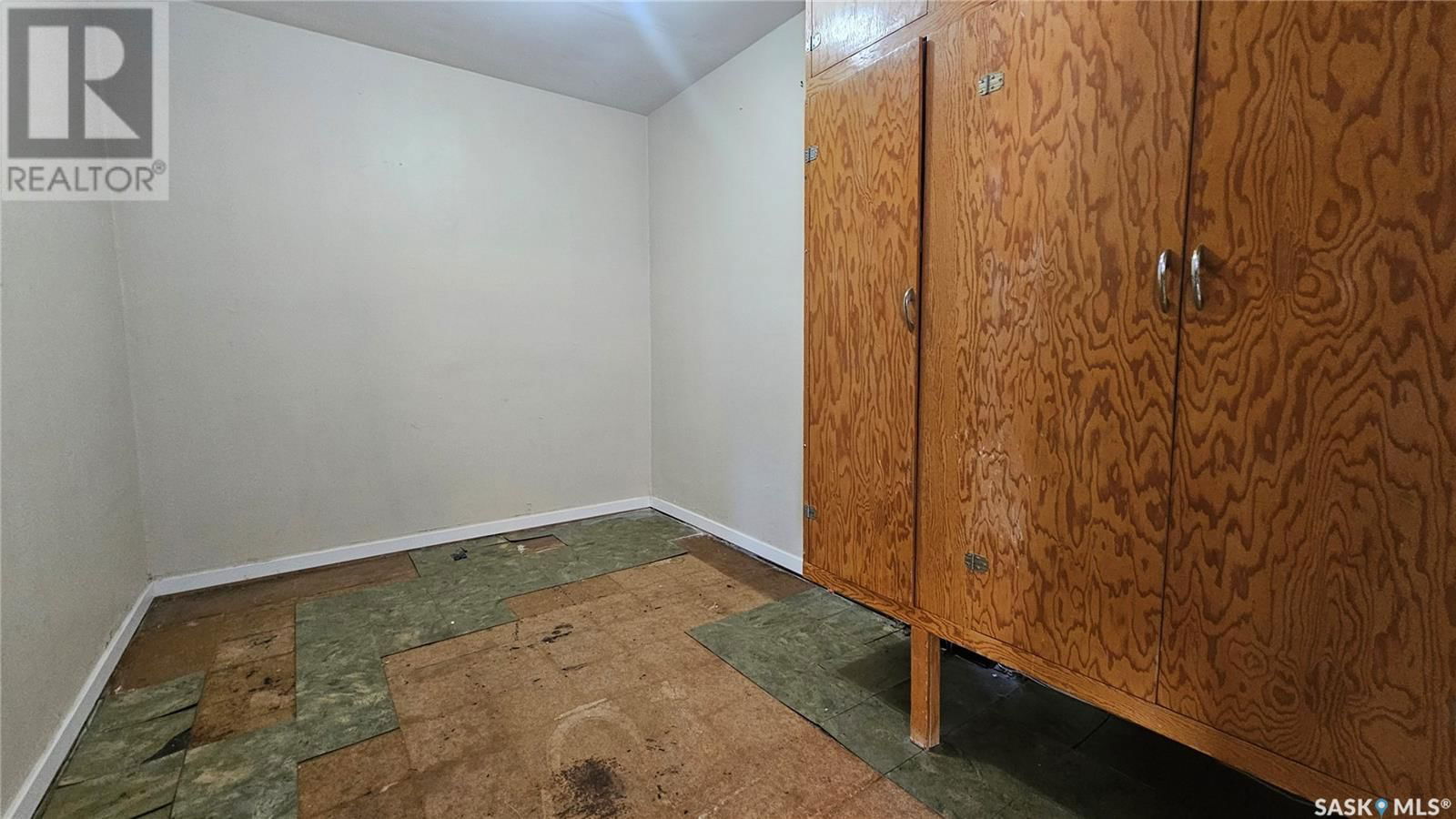 217 9TH AVENUE Image 7
