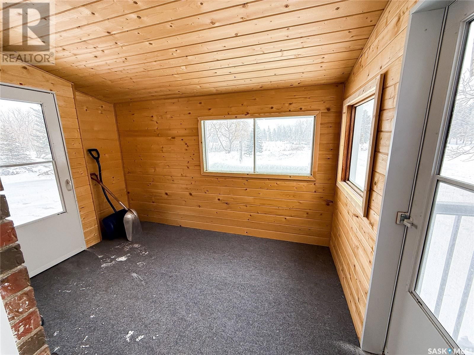 FRIESEN ACREAGE Image 18
