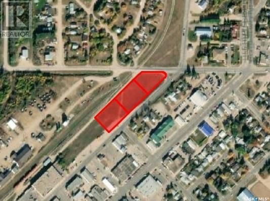 201 RAILWAY AVENUE Image 3