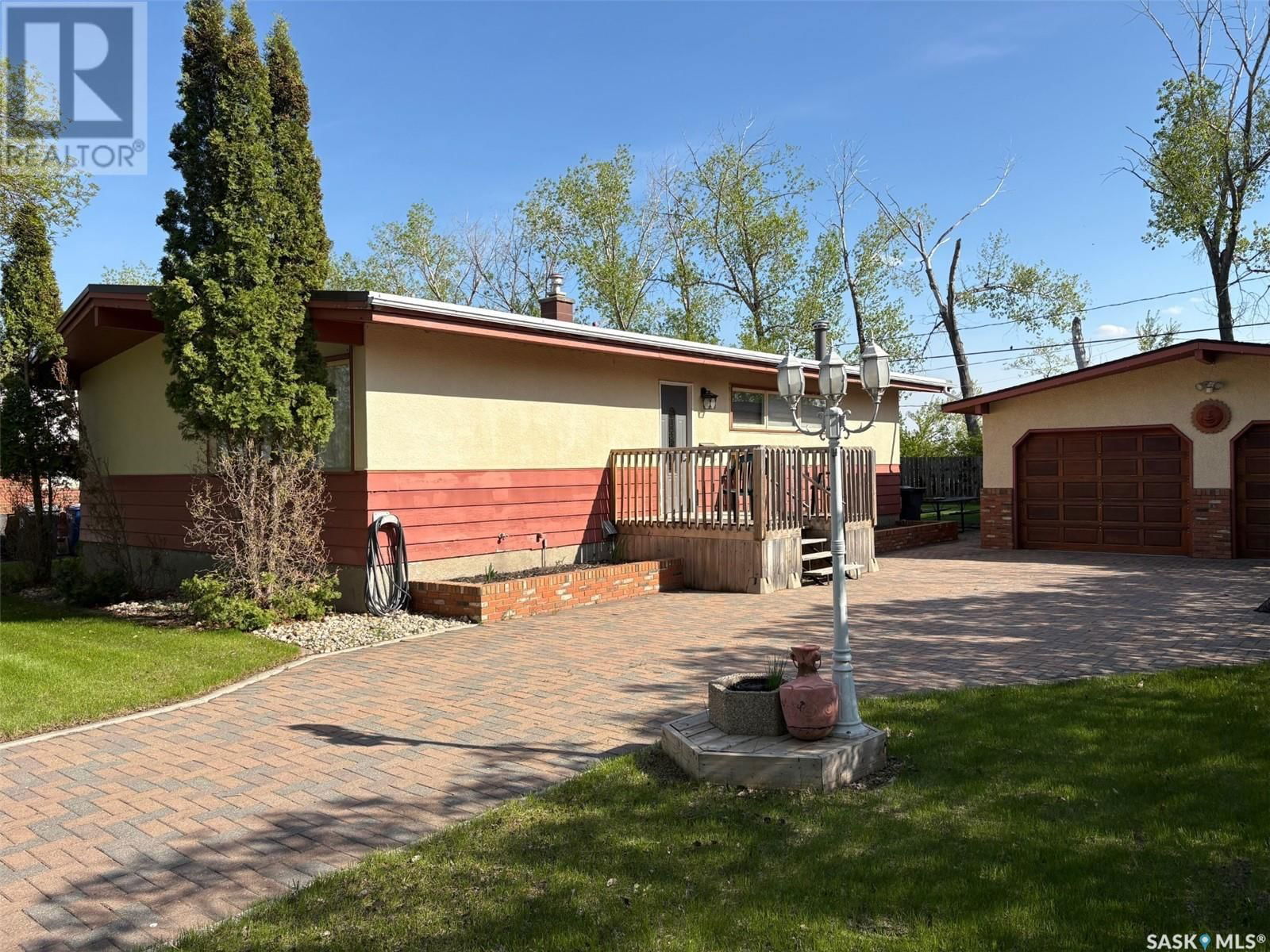 1125 BROADVIEW ROAD Image 2