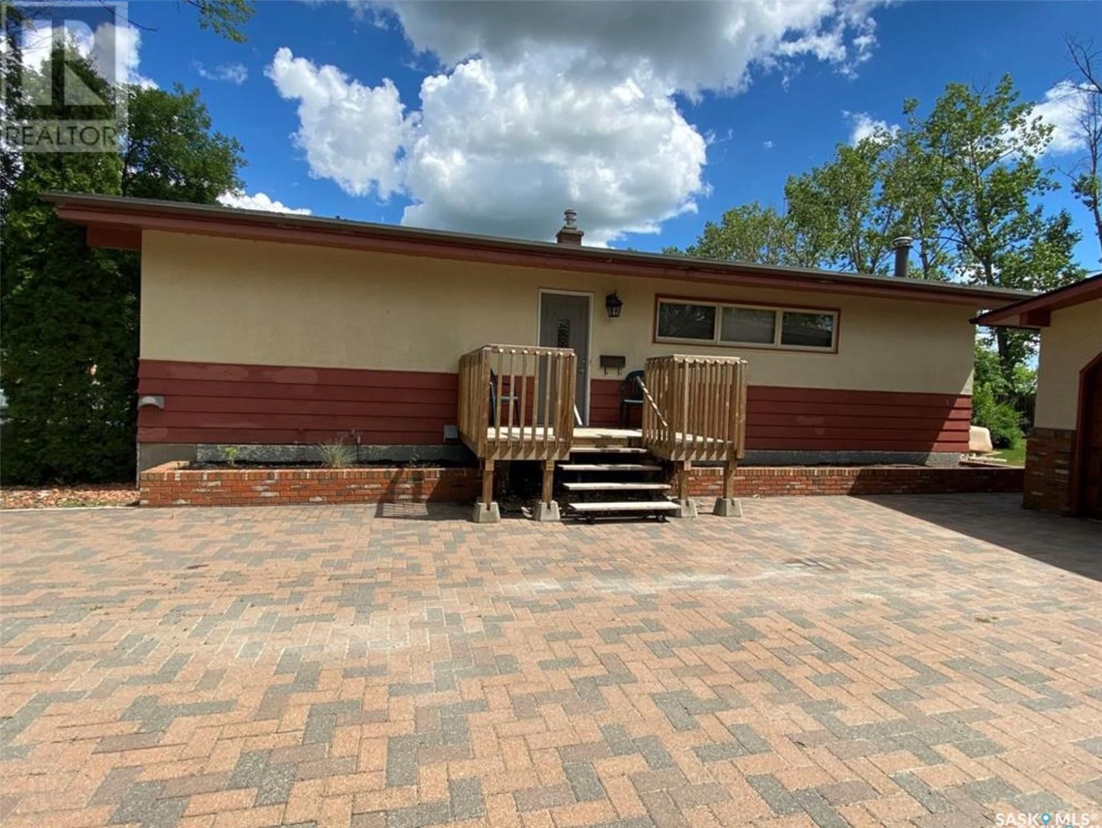1125 BROADVIEW ROAD Image 4