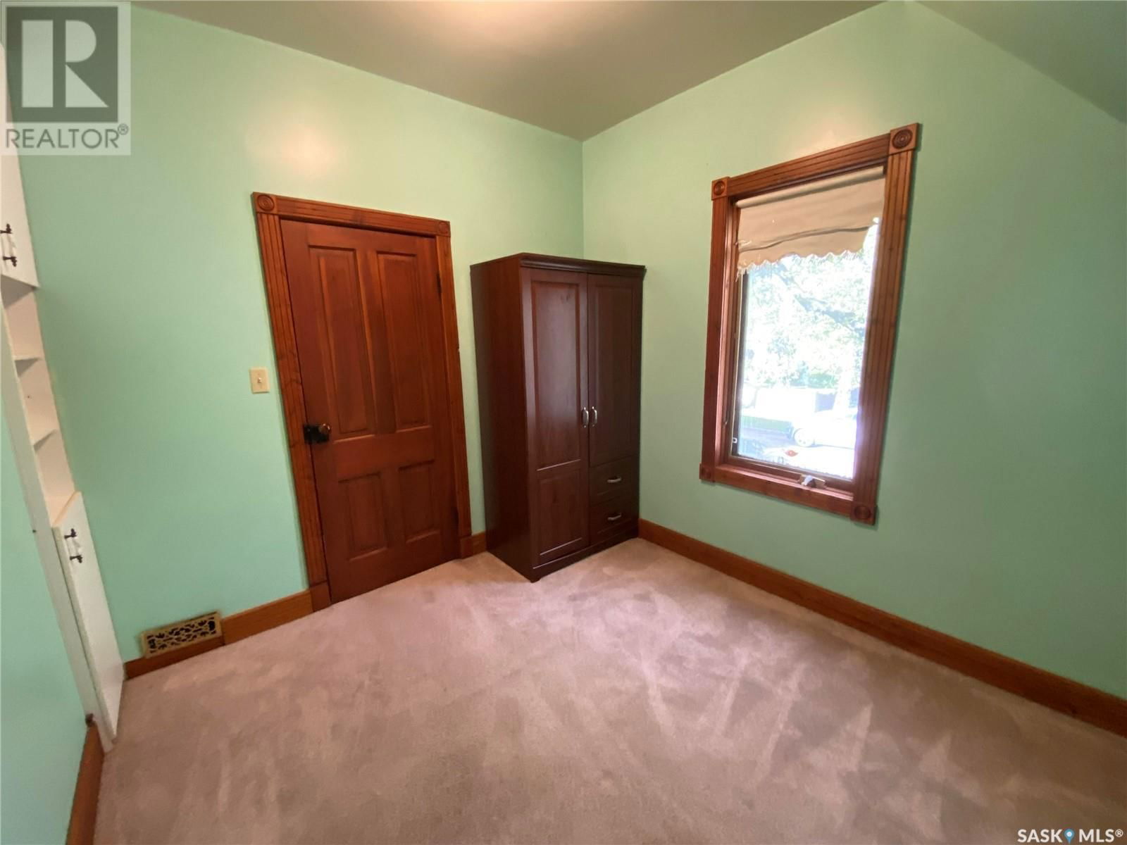 74 THIRD AVENUE Image 20