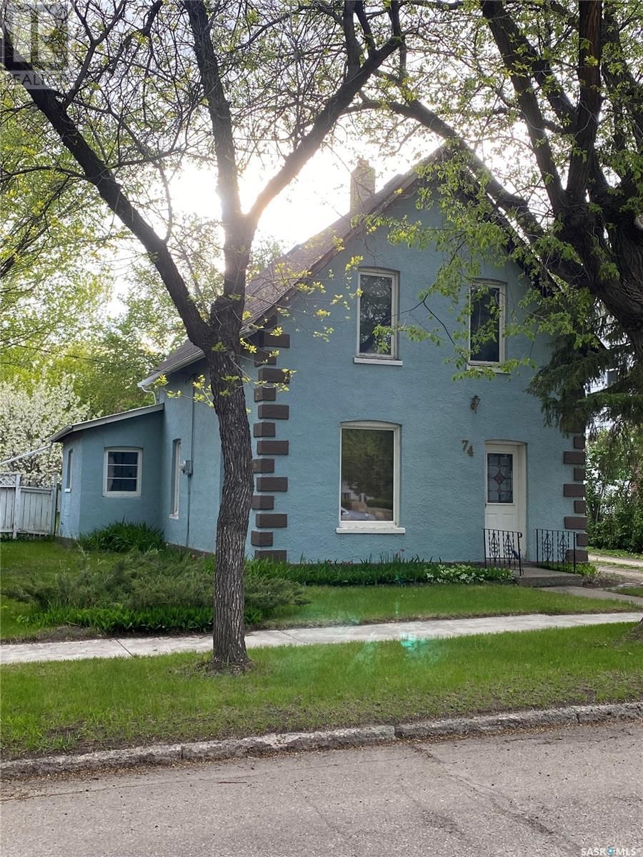 74 THIRD AVENUE Image 3