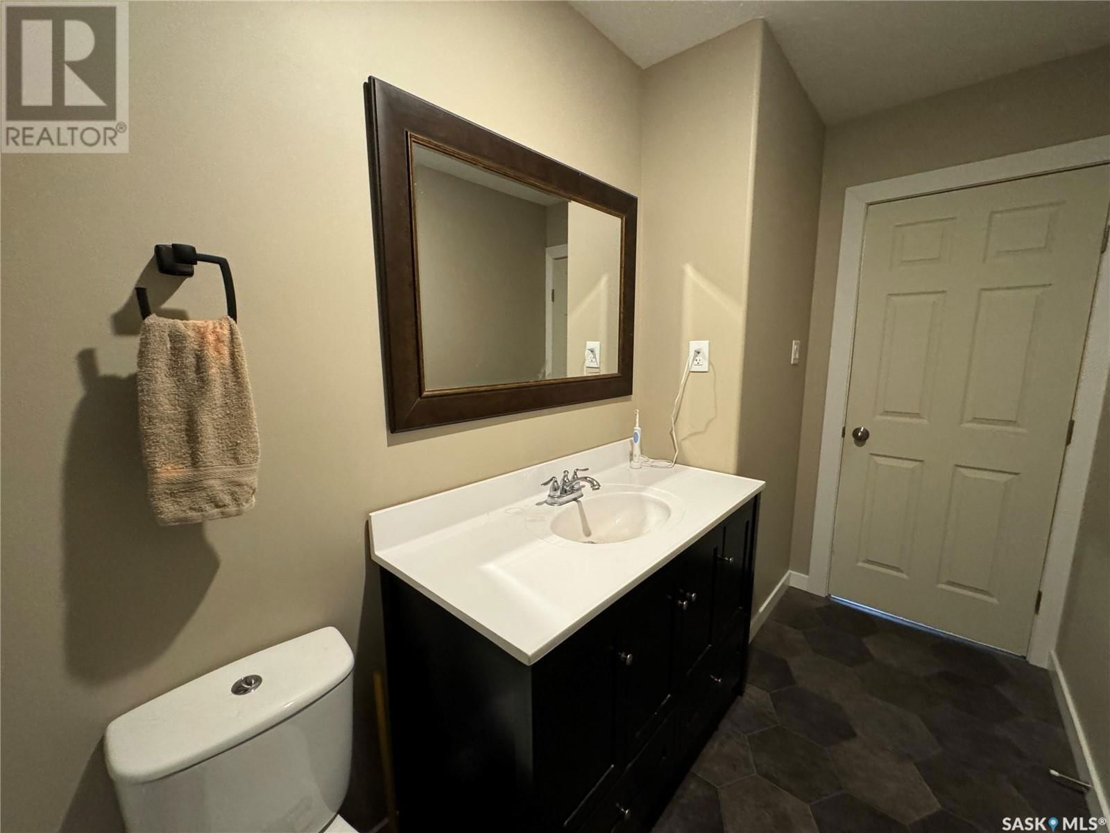 104 2ND AVENUE Image 22