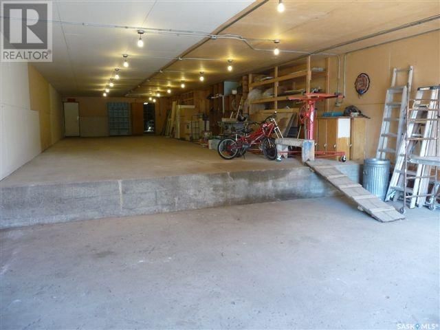 104 2ND AVENUE Image 30