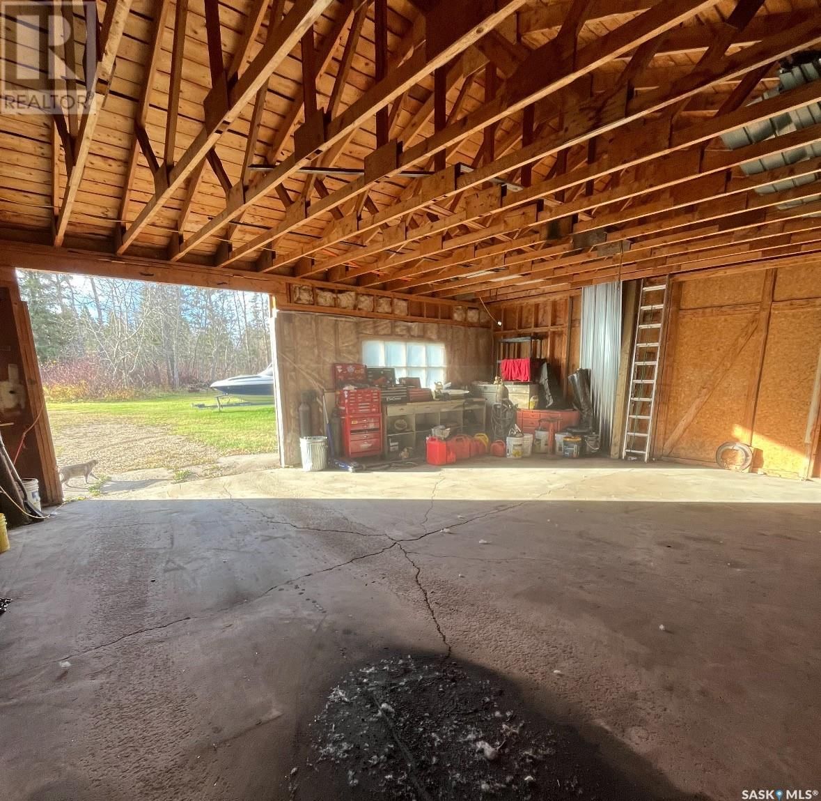 JANSEN ACREAGE Image 39