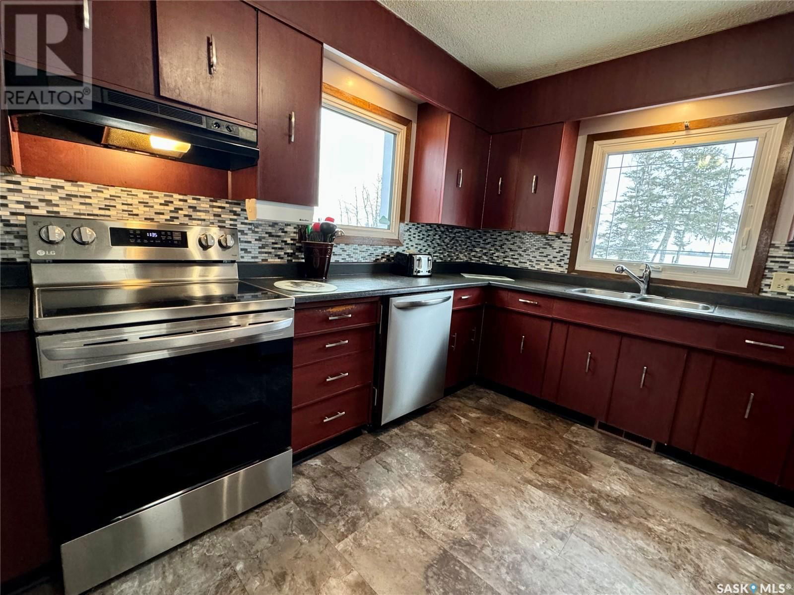 JANSEN ACREAGE Image 6