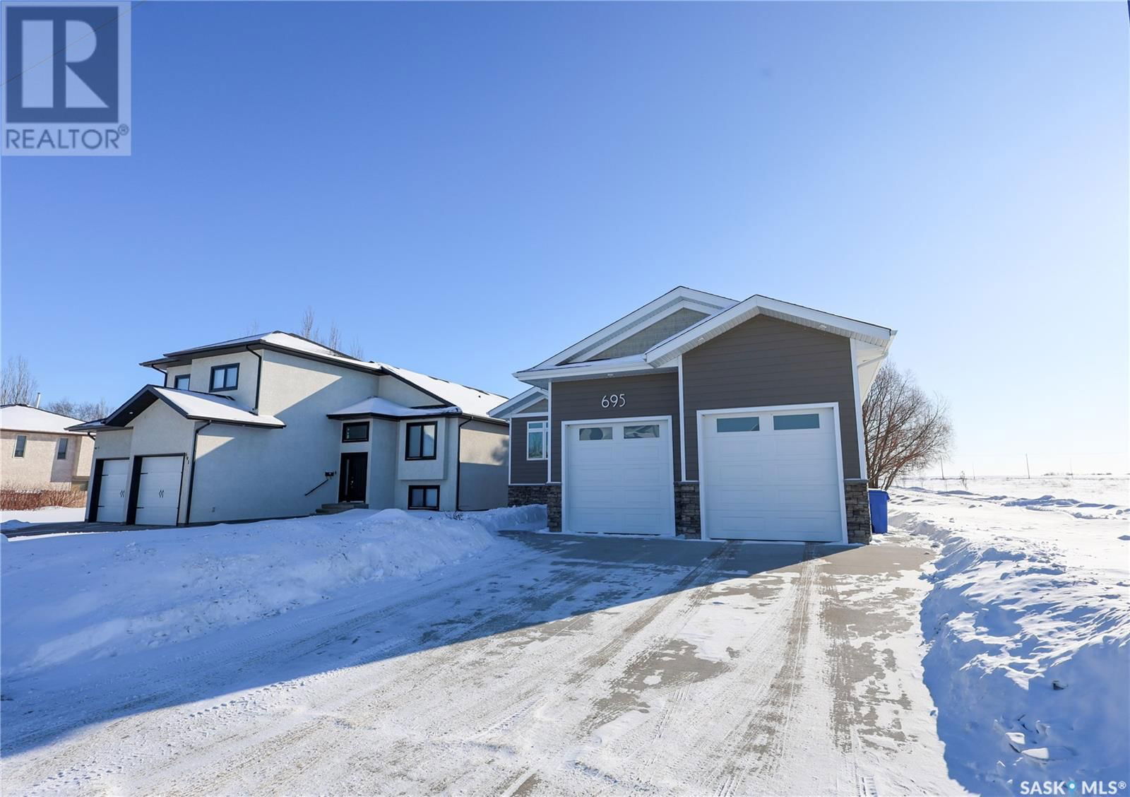 695 32nd Street W Prince Albert, Saskatchewan