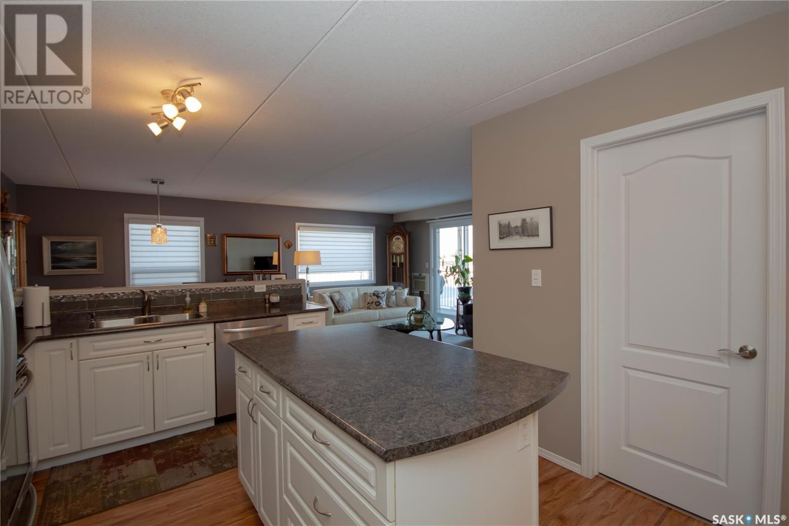204 2 18TH STREET Image 6