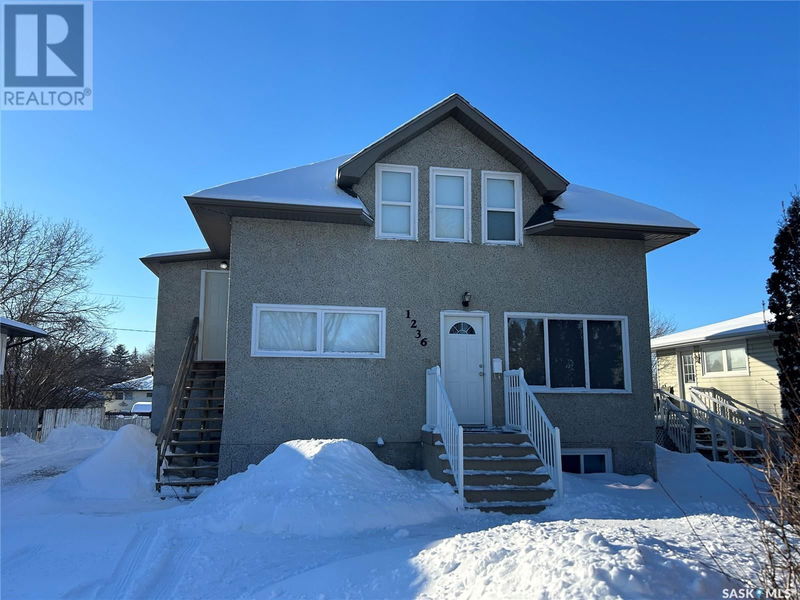 1236 Henleaze Avenue Moose Jaw, Saskatchewan