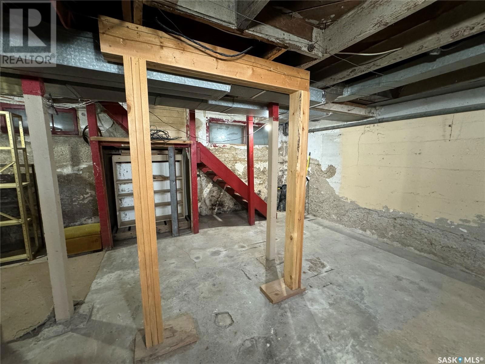 114 2ND AVENUE Image 23