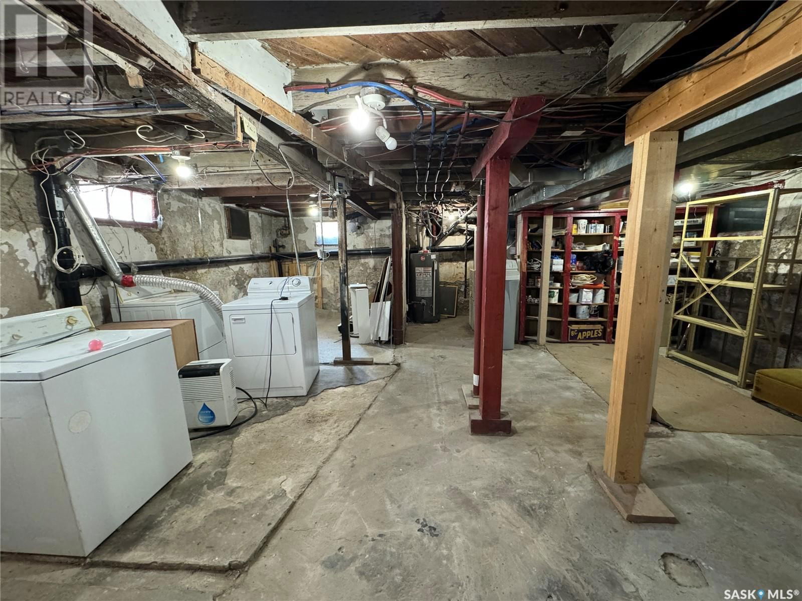 114 2ND AVENUE Image 24