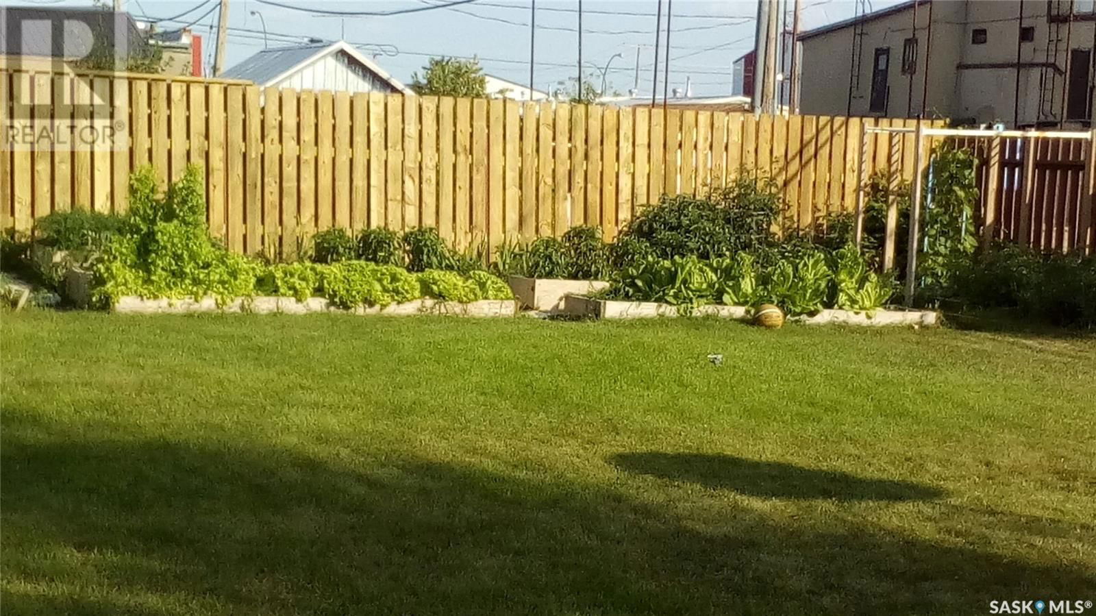 114 2ND AVENUE Image 30