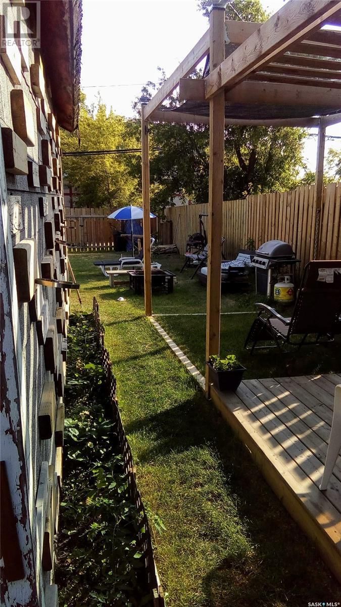 114 2ND AVENUE Image 31