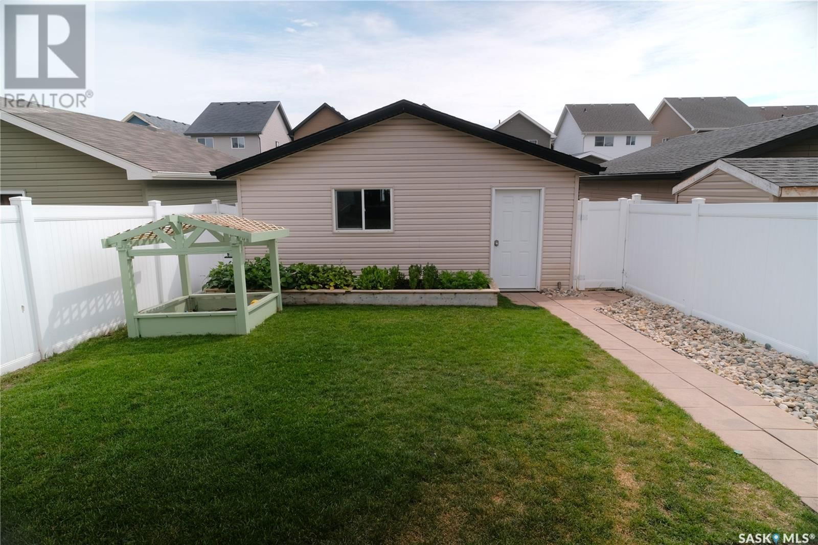 3664 Green Moss Lane Regina, Saskatchewan