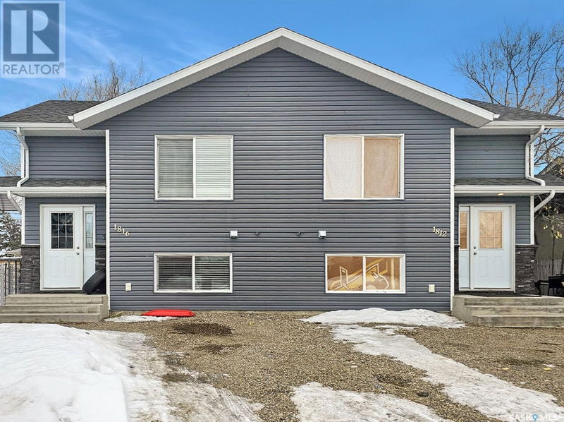 1812-1816 16th Street W Prince Albert, Saskatchewan