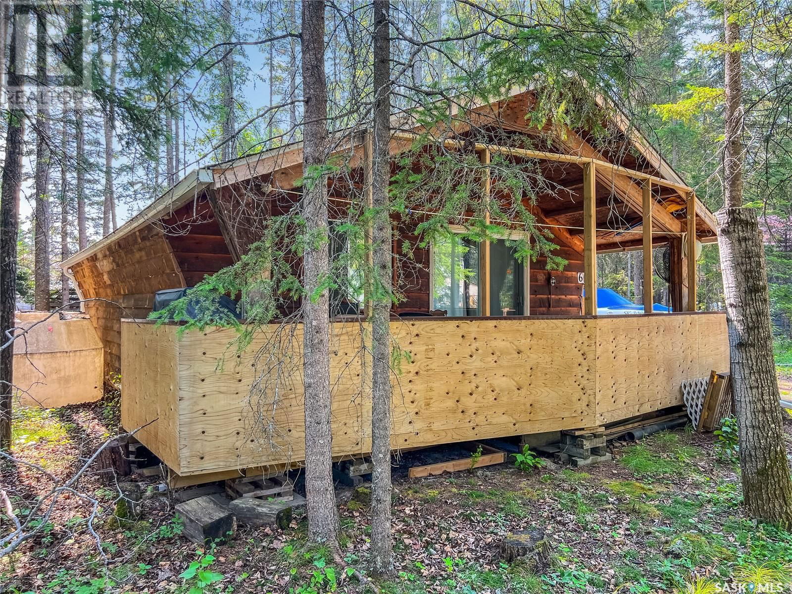 6 3RD AVENUE Image 1