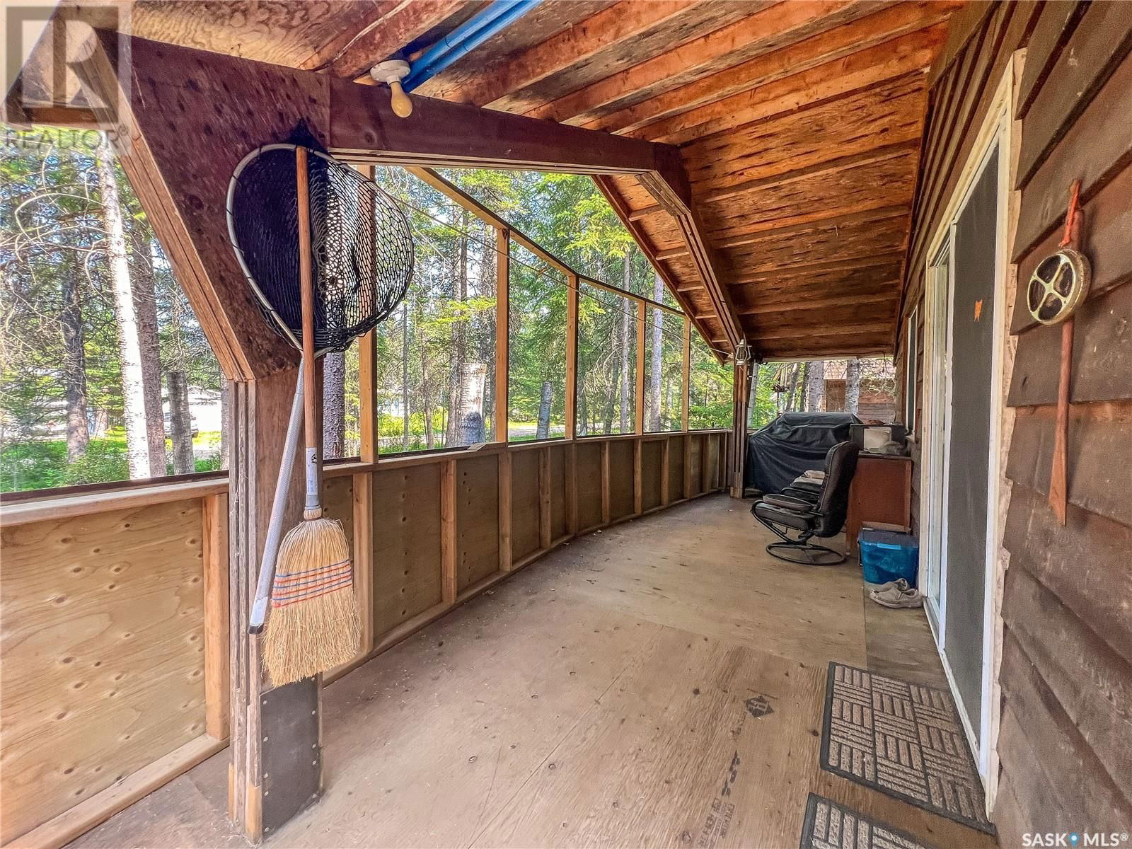 6 3RD AVENUE Image 11