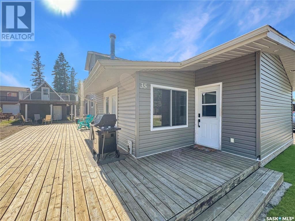 35 LAKEVIEW DRIVE Image 18