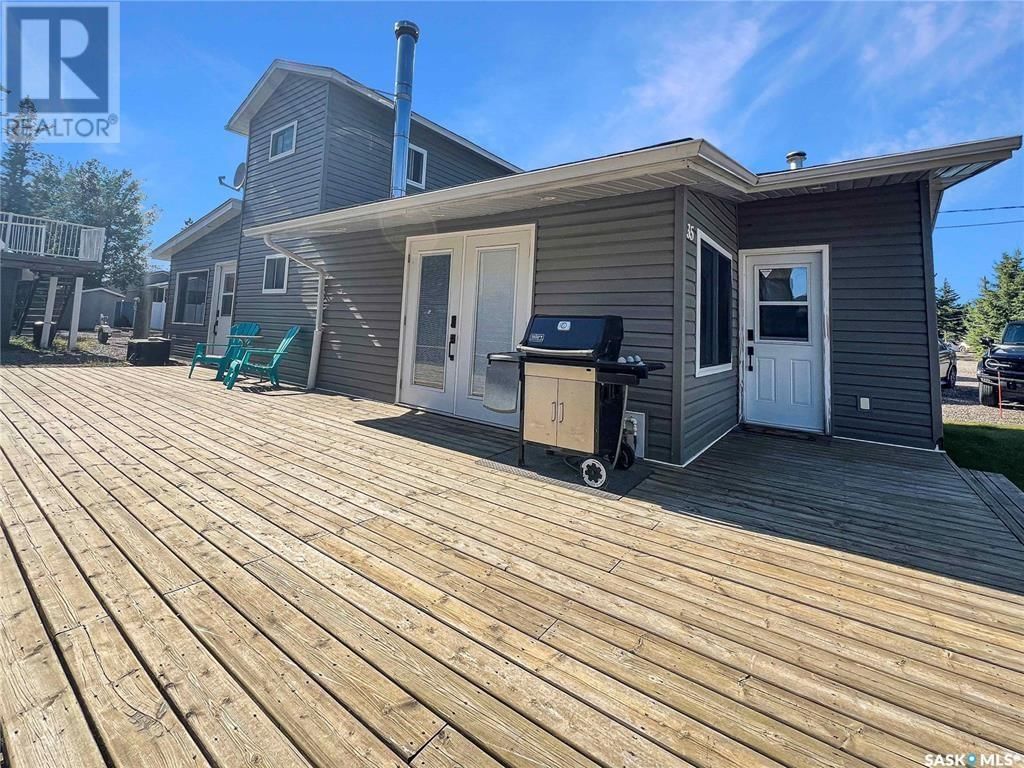 35 LAKEVIEW DRIVE Image 19