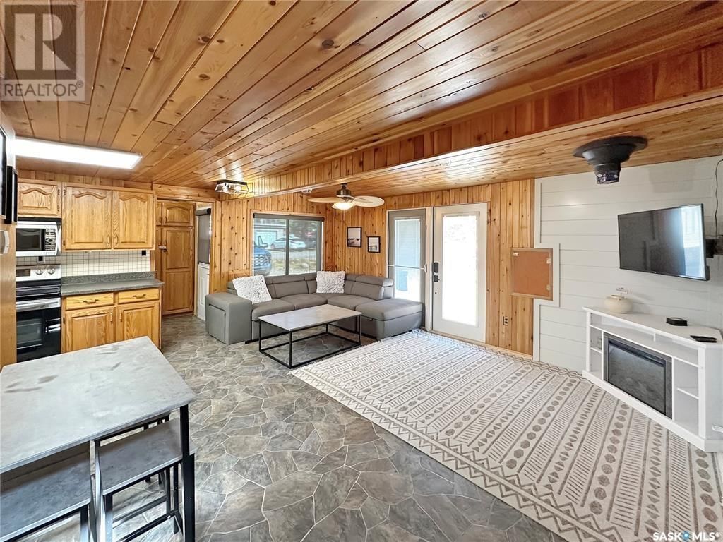 35 LAKEVIEW DRIVE Image 8