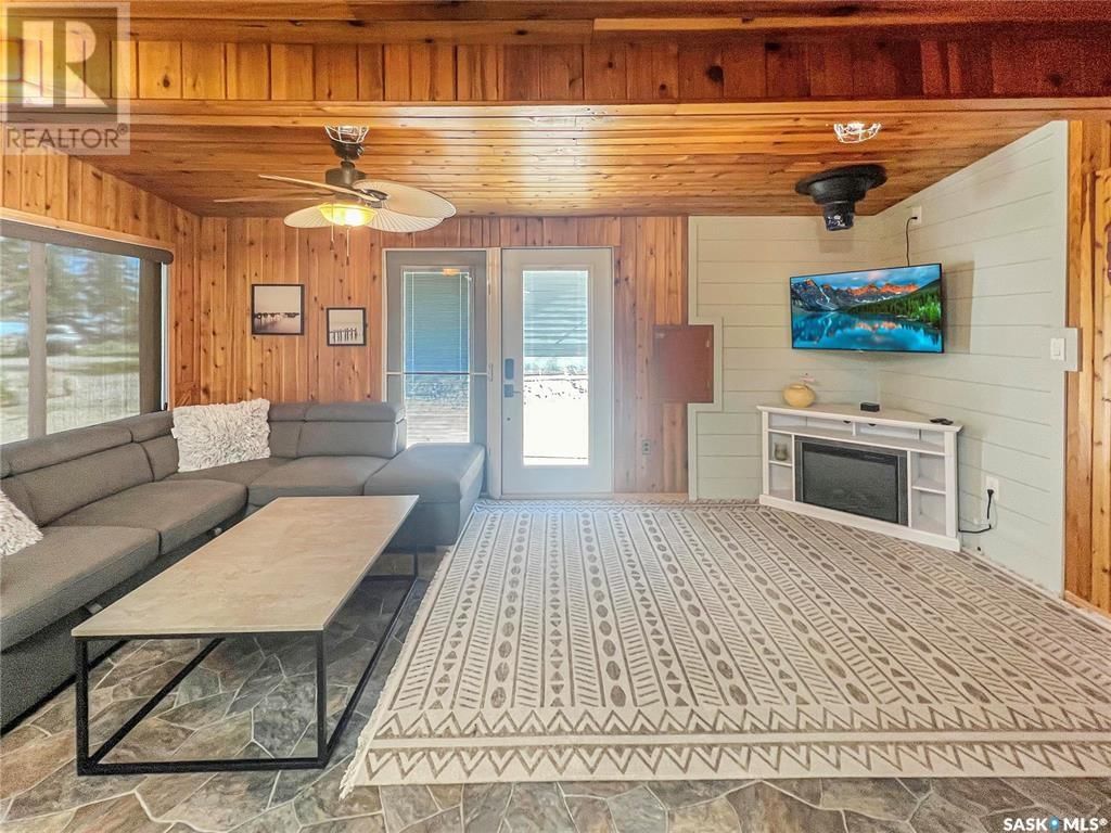 35 LAKEVIEW DRIVE Image 9