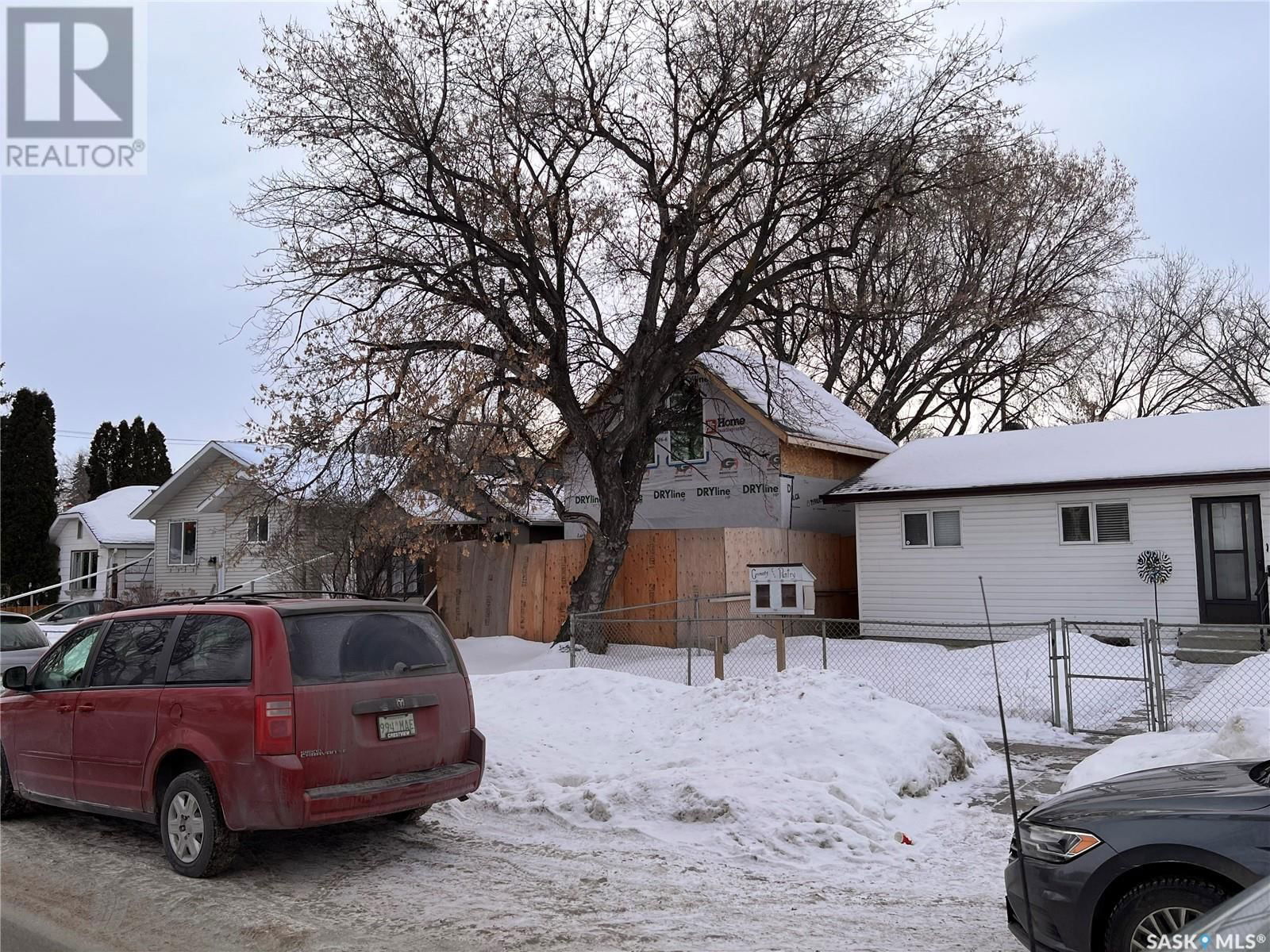 1913 20th Street W Saskatoon, Saskatchewan