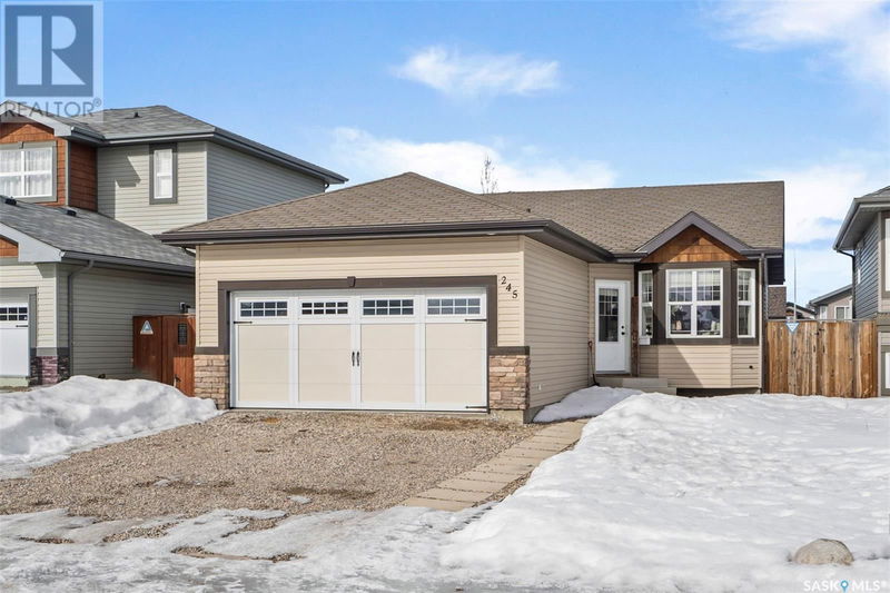 245 Enns Crescent Martensville, Saskatchewan