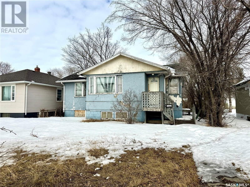 4414 Dewdney Avenue Regina, Saskatchewan