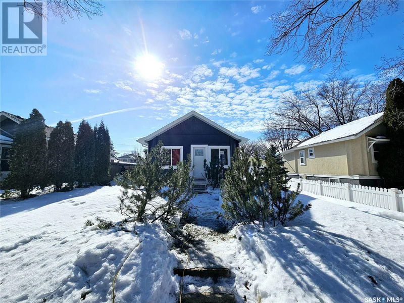 208 Elm Street Saskatoon, Saskatchewan