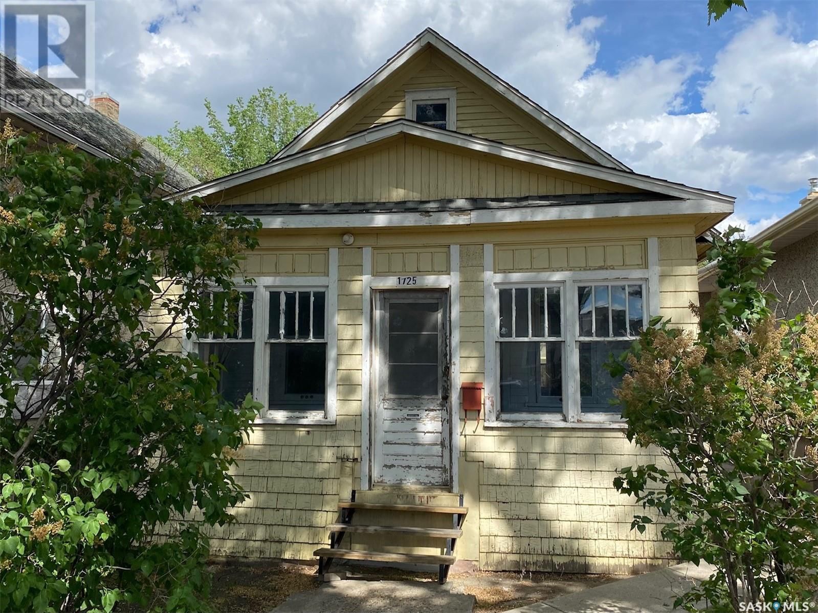 1725 Ottawa Street Regina, Saskatchewan