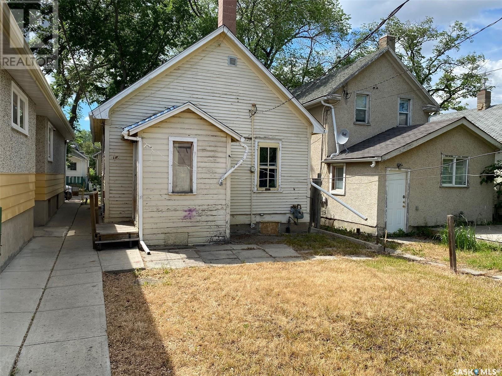 1725 Ottawa Street Regina, Saskatchewan
