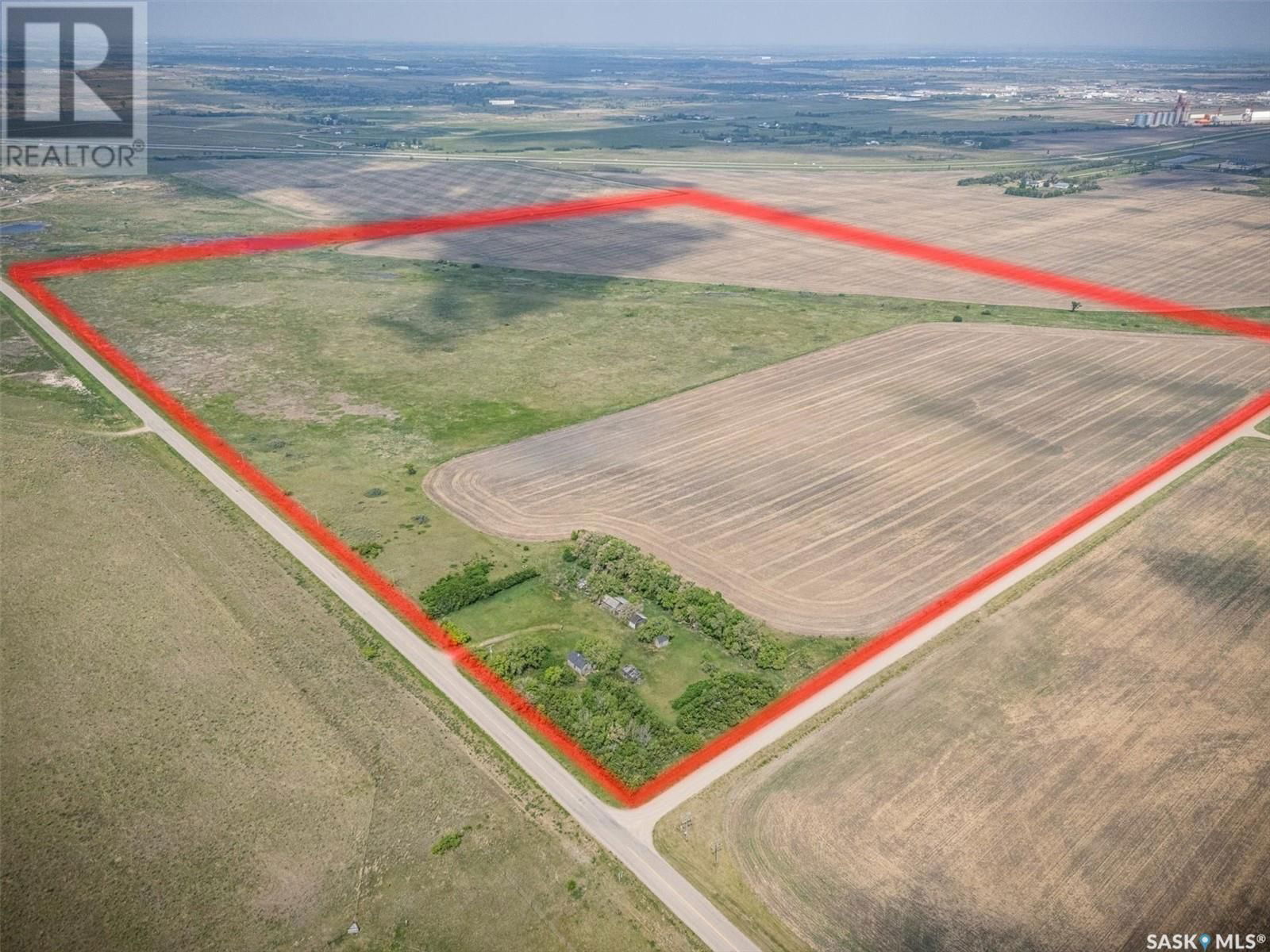158 ACRES NEXT TO SASKATOON CITY LIMITS Image 2