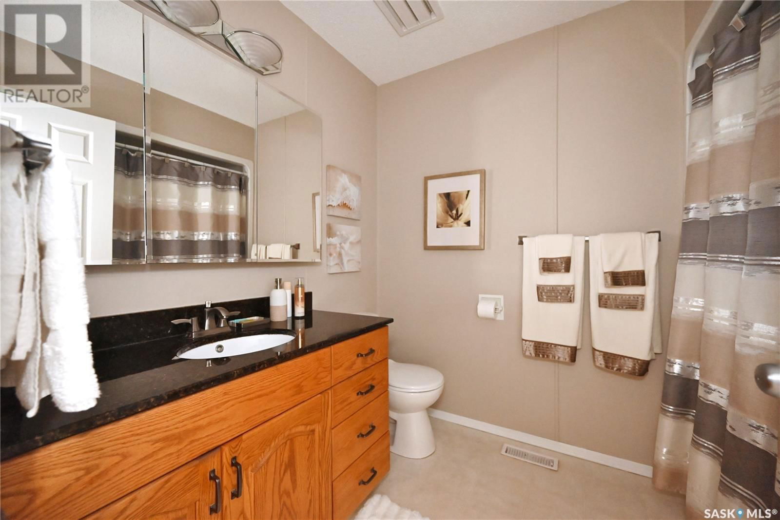 1275 VETERANS CRESCENT Image 21