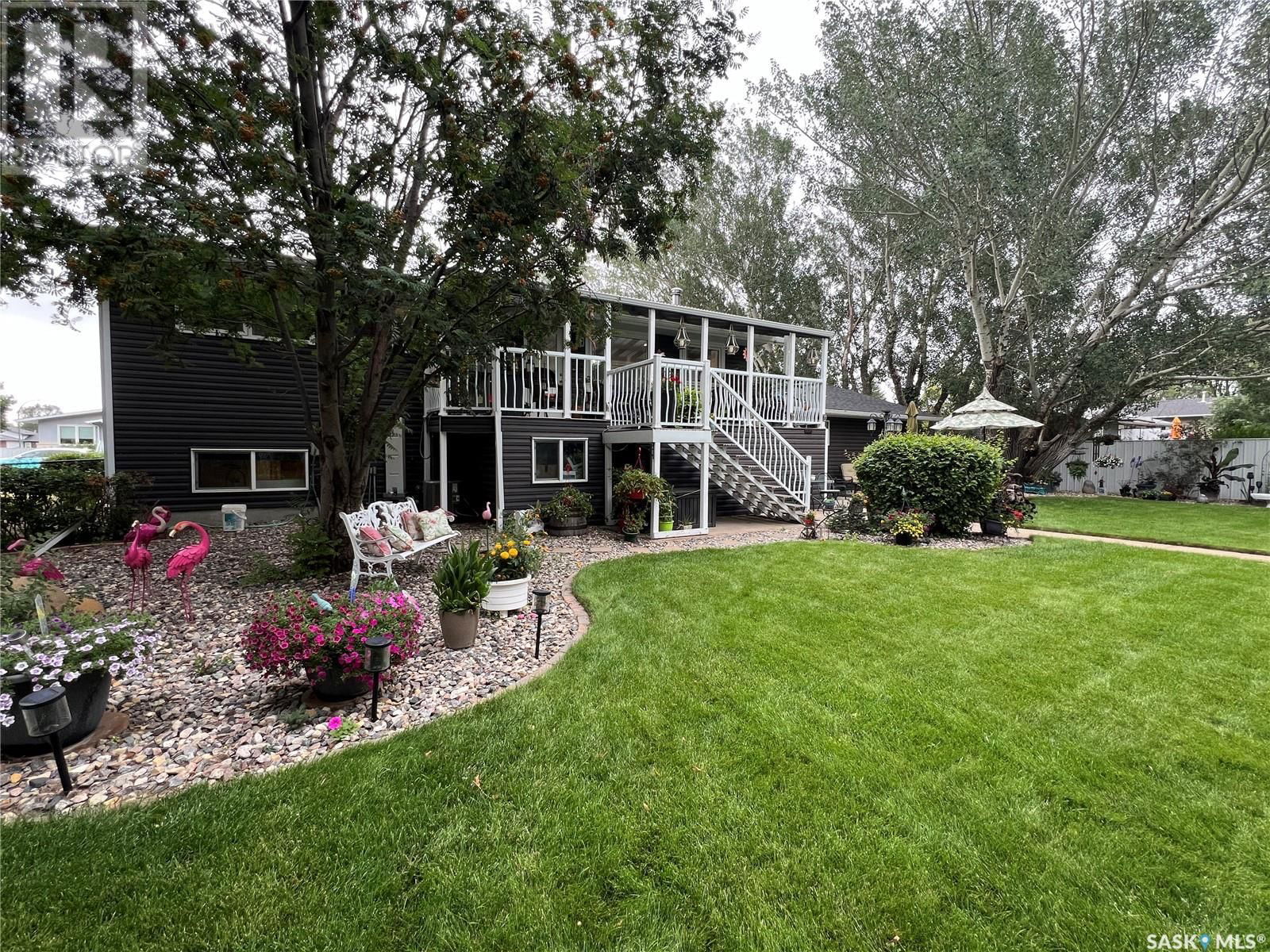1275 VETERANS CRESCENT Image 38