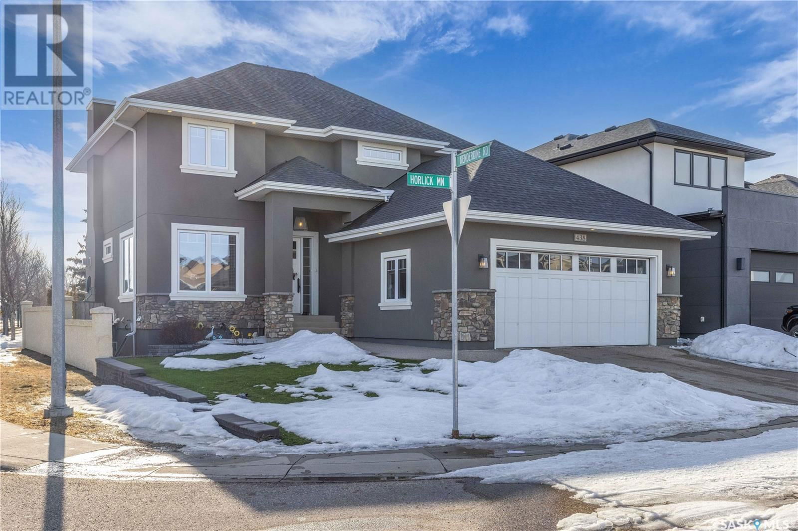 438 HORLICK MANOR Image 2